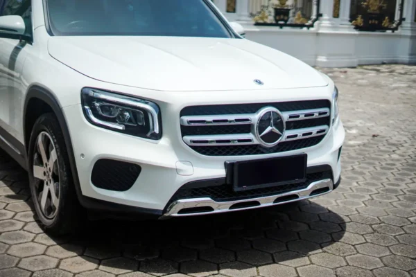 Mercedes GLB 200