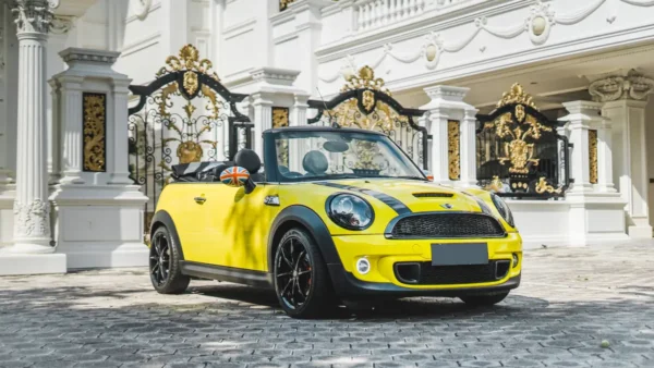 Mini Cooper S Cabrio Yellow