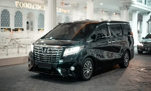 Alphard di Erlangga 7