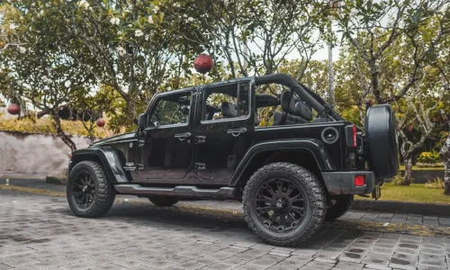 Jeep Wrangler Sahara