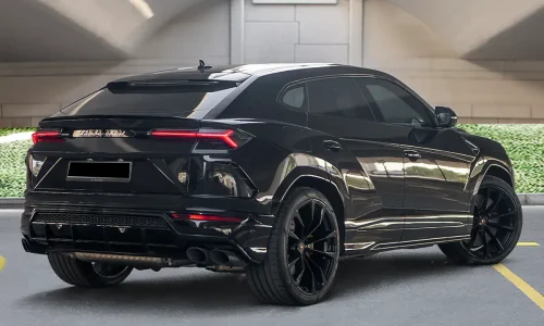 Lamborghini Urus black 1