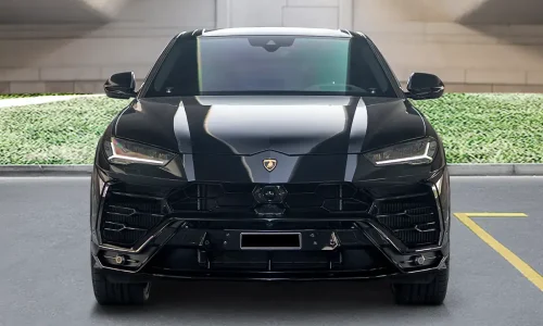 Lamborghini Urus black 3