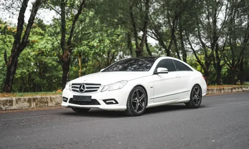 Mercedes Benz E250 Coupe white