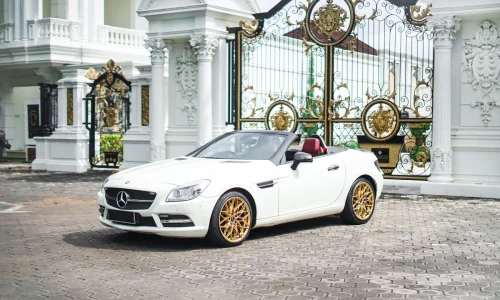 Mercedes Benz SLK White Rai 1