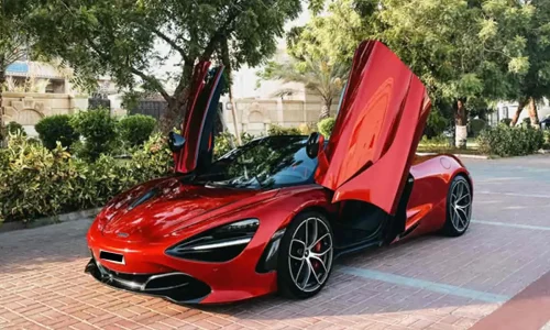 mclaren-720s-vip-rent-a-car-2-optimized